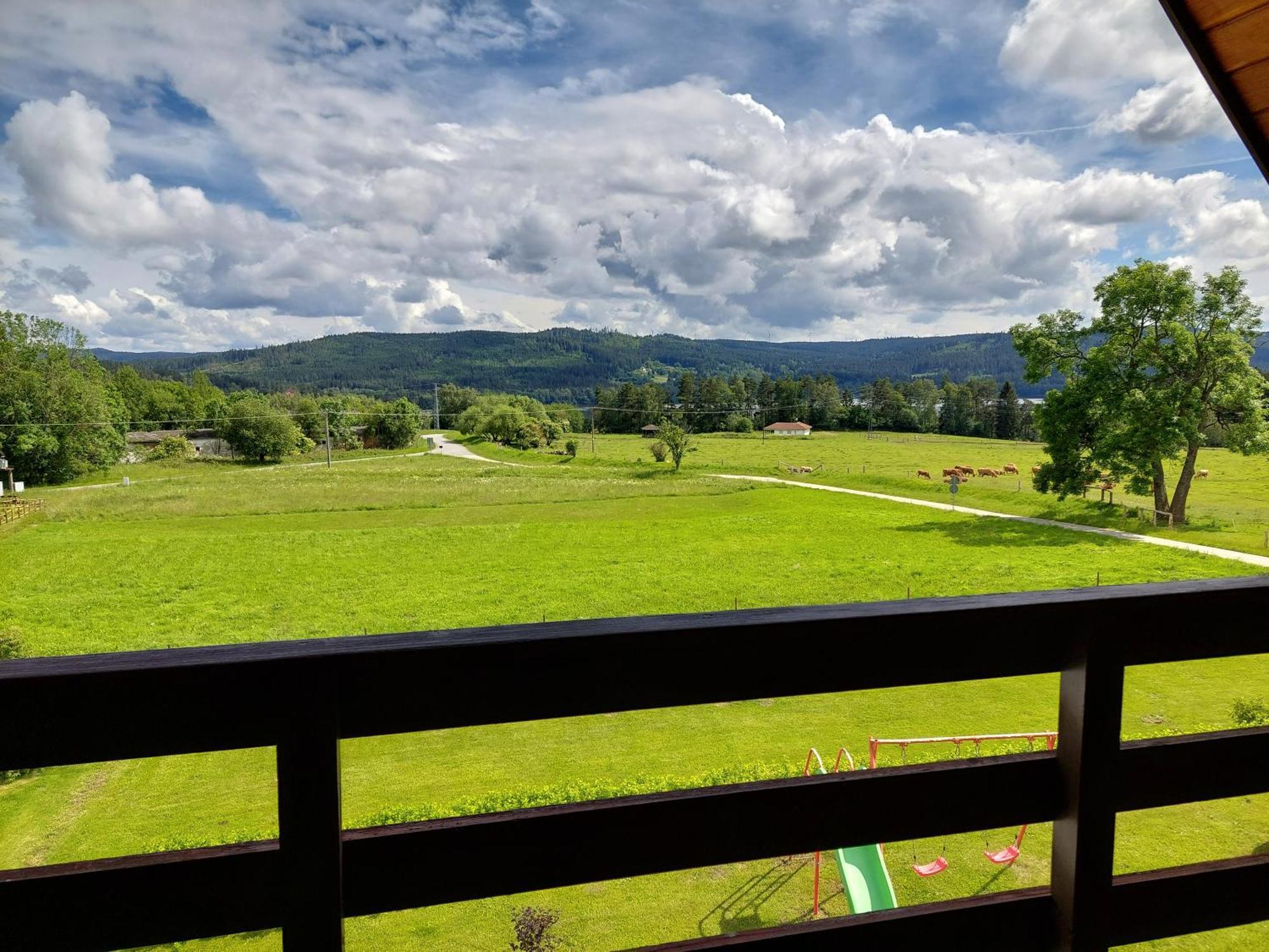 Penzion Slupecna Lipno nad Vltavou Exteriér fotografie